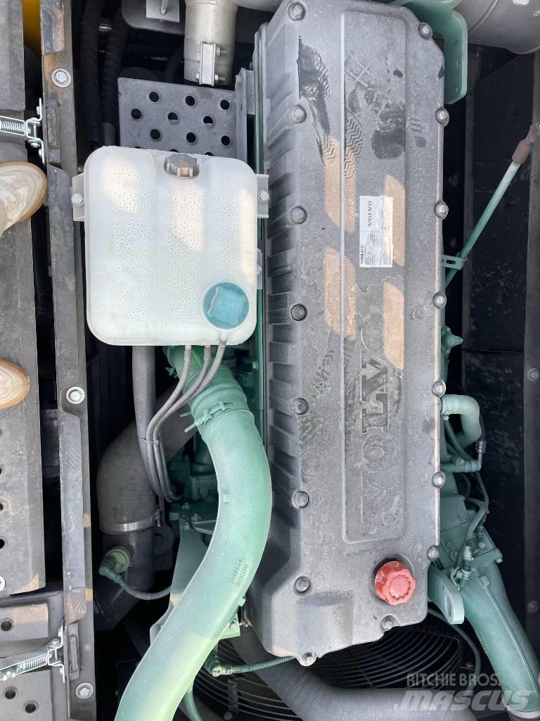 Volvo 360 Vikšriniai ekskavatoriai