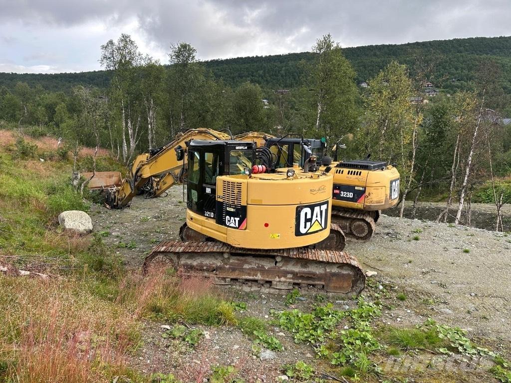 CAT 321 D LCR Vikšriniai ekskavatoriai