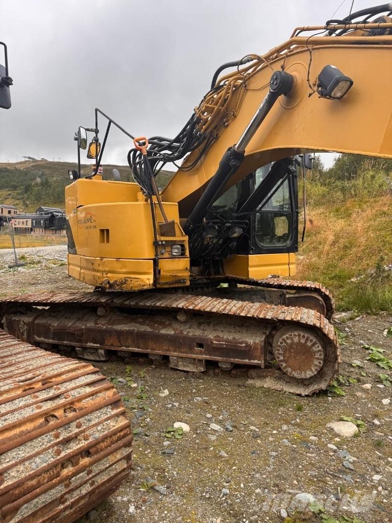 CAT 321 D LCR Vikšriniai ekskavatoriai
