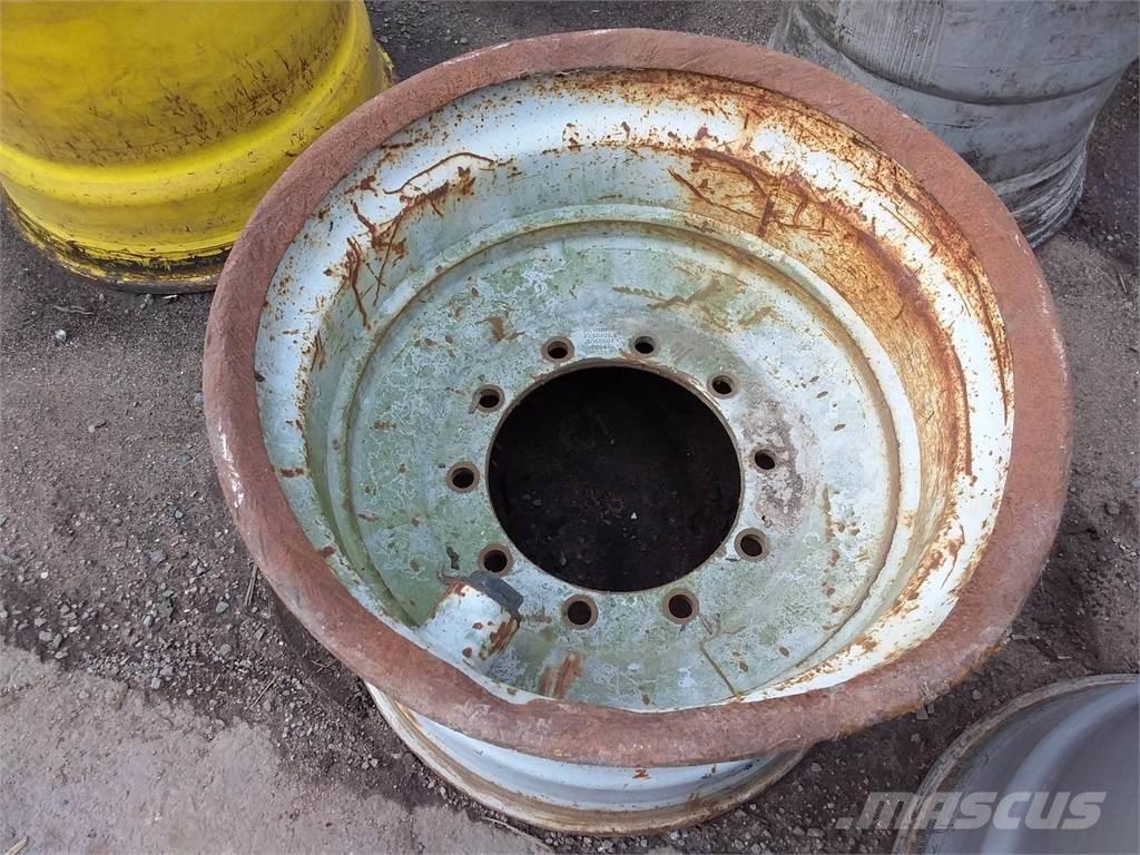 Valmet 860 20x26,5 Padangos, ratai ir ratlankiai