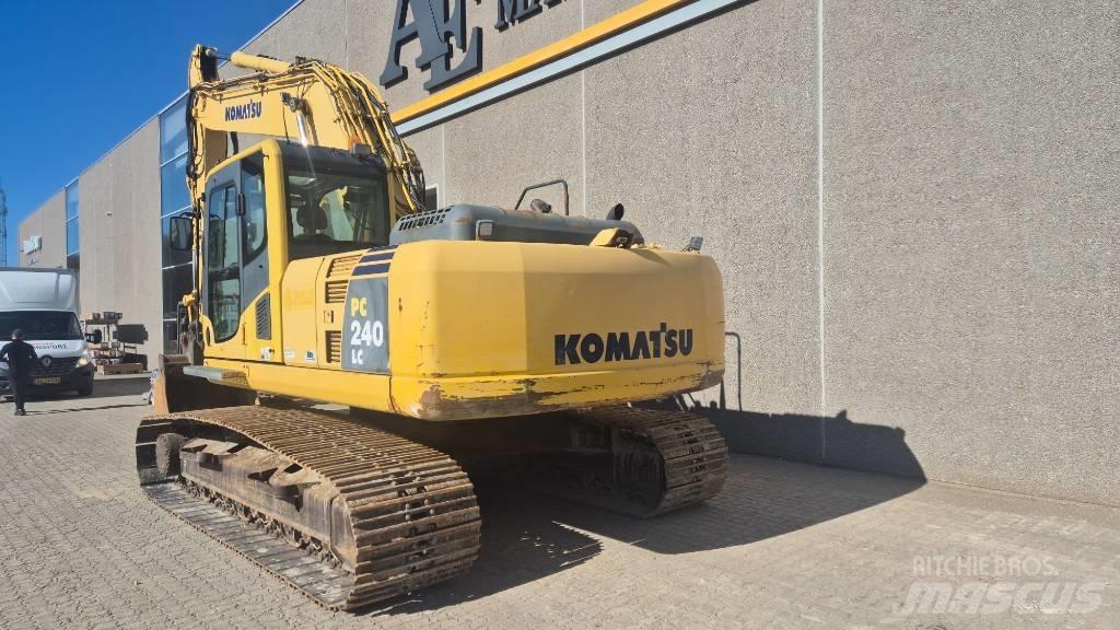 Komatsu PC240LC-8K Vikšriniai ekskavatoriai