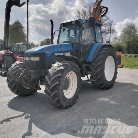 New Holland TM 165 Traktoriai