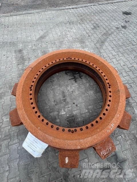 CAT 6040 SPROCKET Vikšrai, grandinės ir važiuoklės