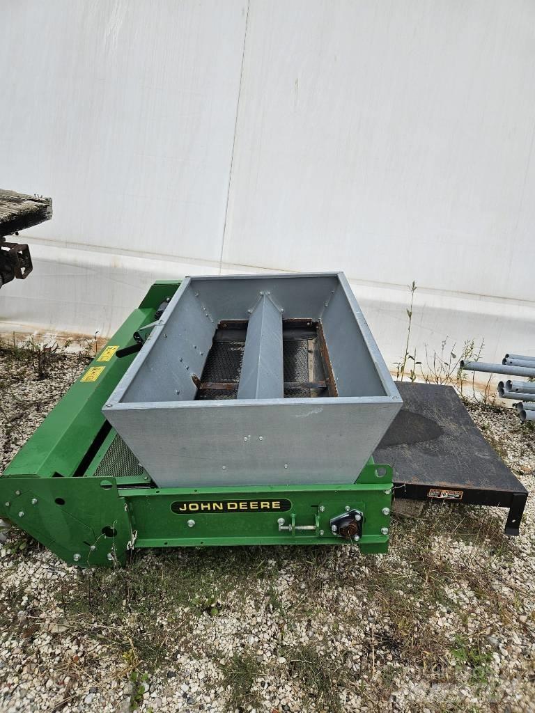 John Deere TD 100 Barstytuvai
