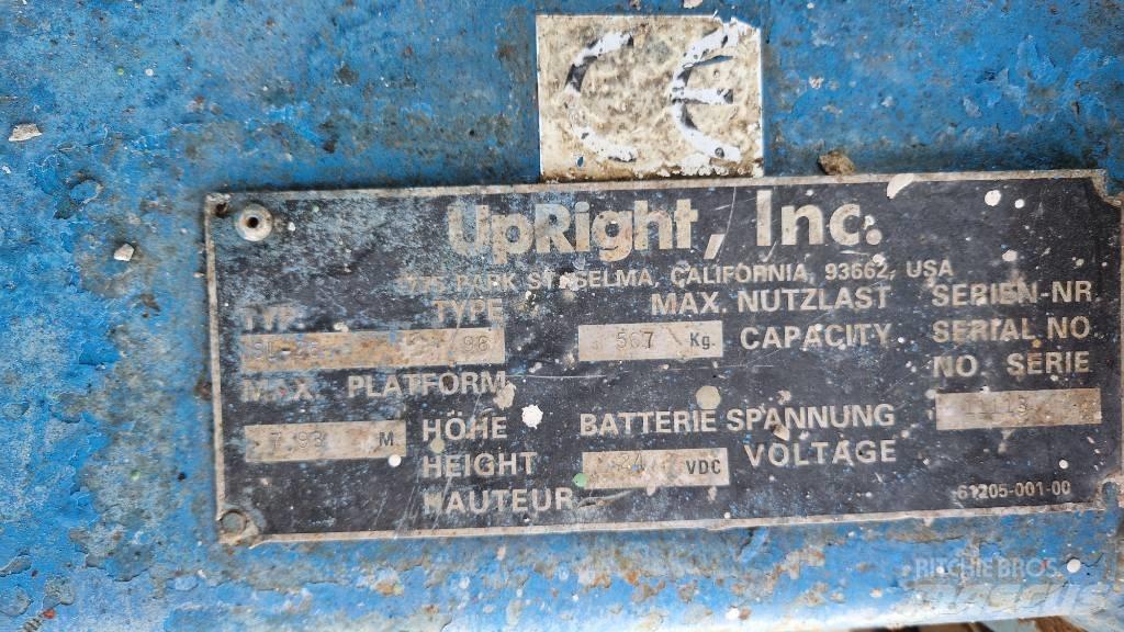 UpRight SL26SL Žirkliniai keltuvai