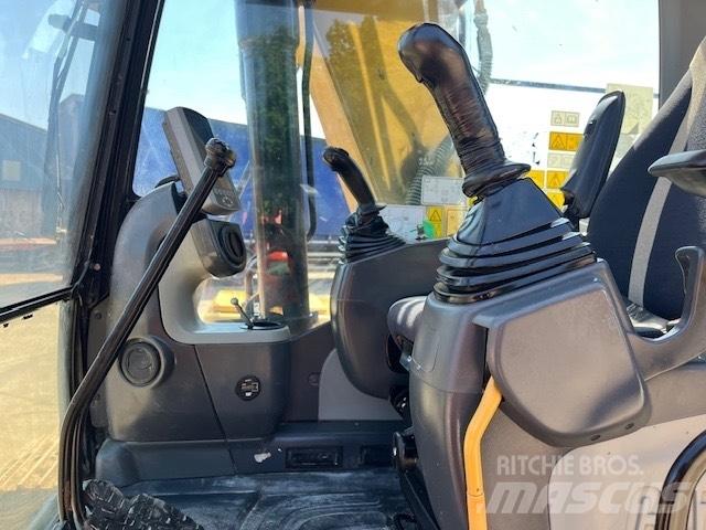 CAT 313 F LGC Vikšriniai ekskavatoriai