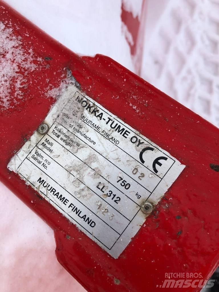 Esko 312 Sniego pūstuvai