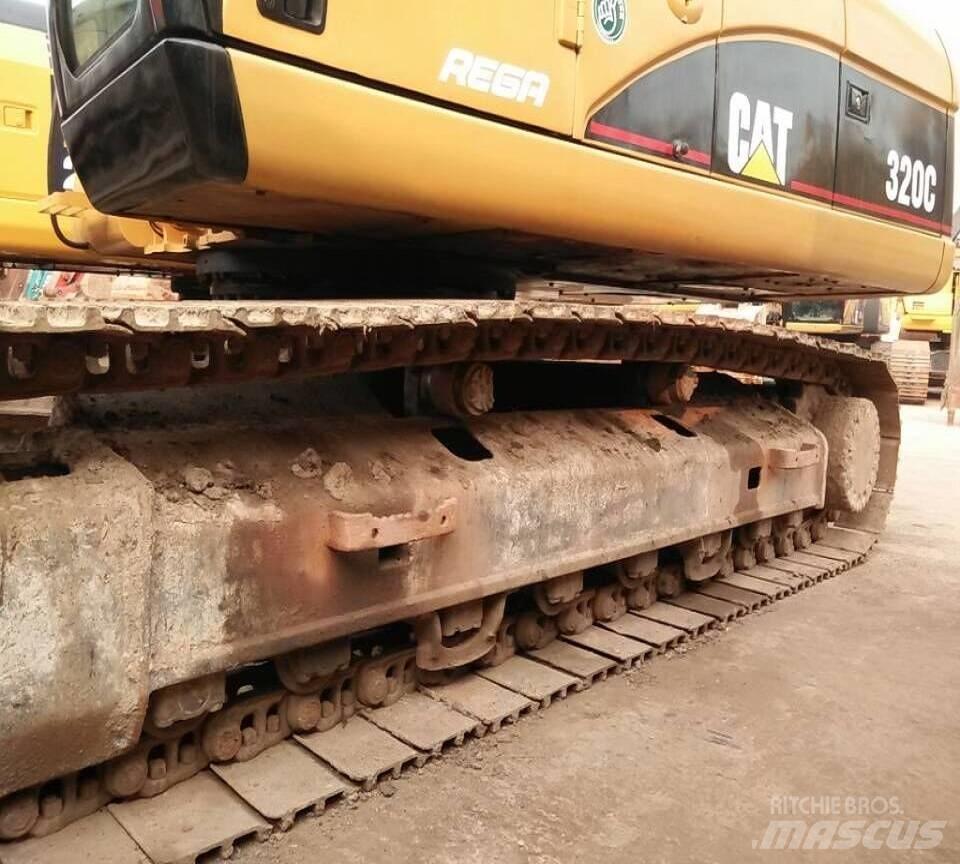 CAT 320 C Vikšriniai ekskavatoriai