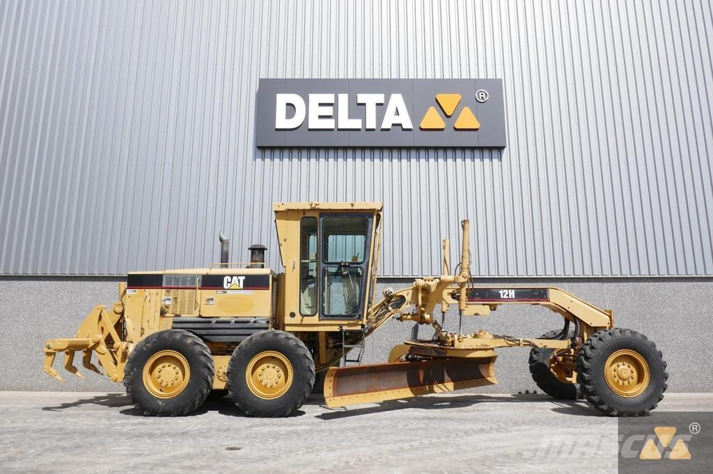 CAT 12H Greideriai