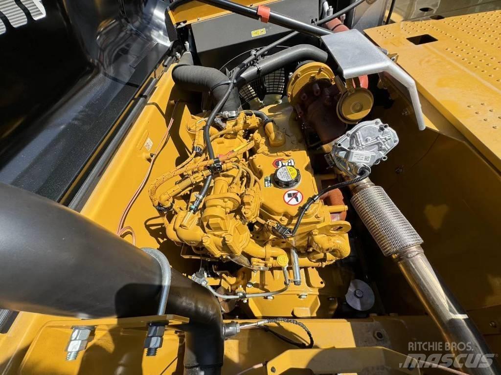 CAT 320GX Vikšriniai ekskavatoriai