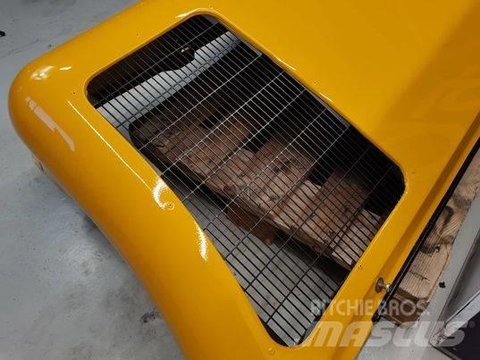 JCB 537-135 bonnet Kabinos ir interjeras
