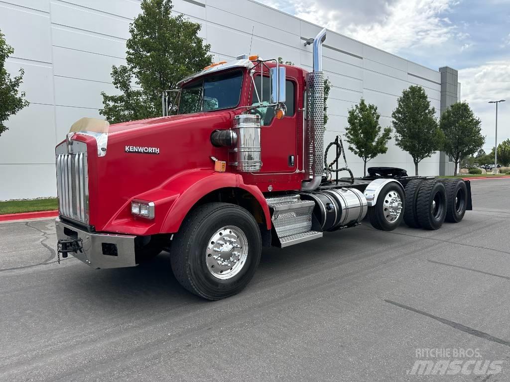 Kenworth T 800 Naudoti vilkikai