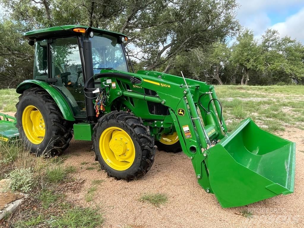 John Deere 5060E Naudoti kompaktiški traktoriai