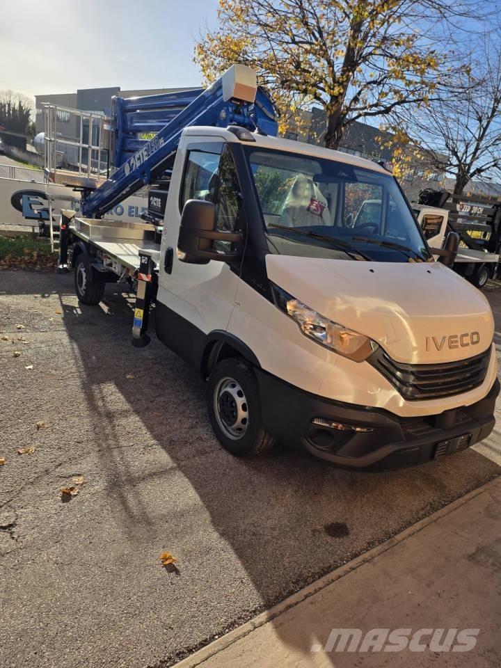 CTE ZED 25 Ant vilkikų montuojamos kėlimo platformos