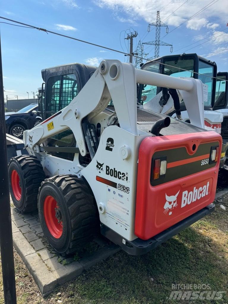 Bobcat S 650 Krautuvai su šoniniu pasukimu