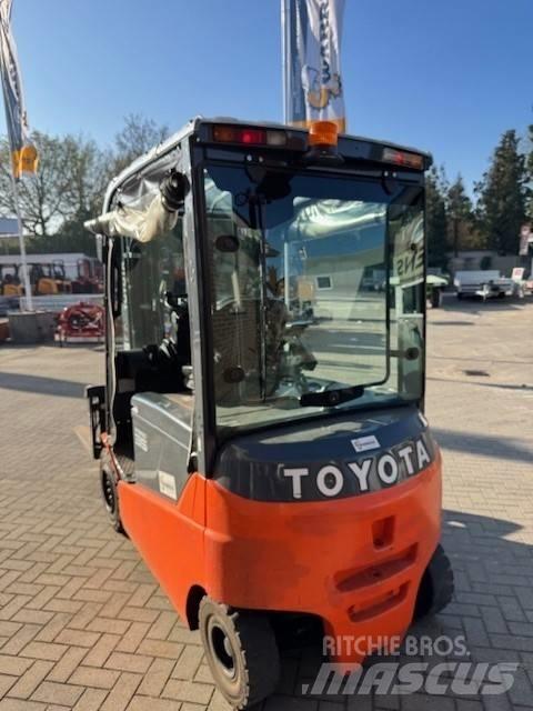 Toyota 8FBMT35 Elektriniai šakiniai krautuvai