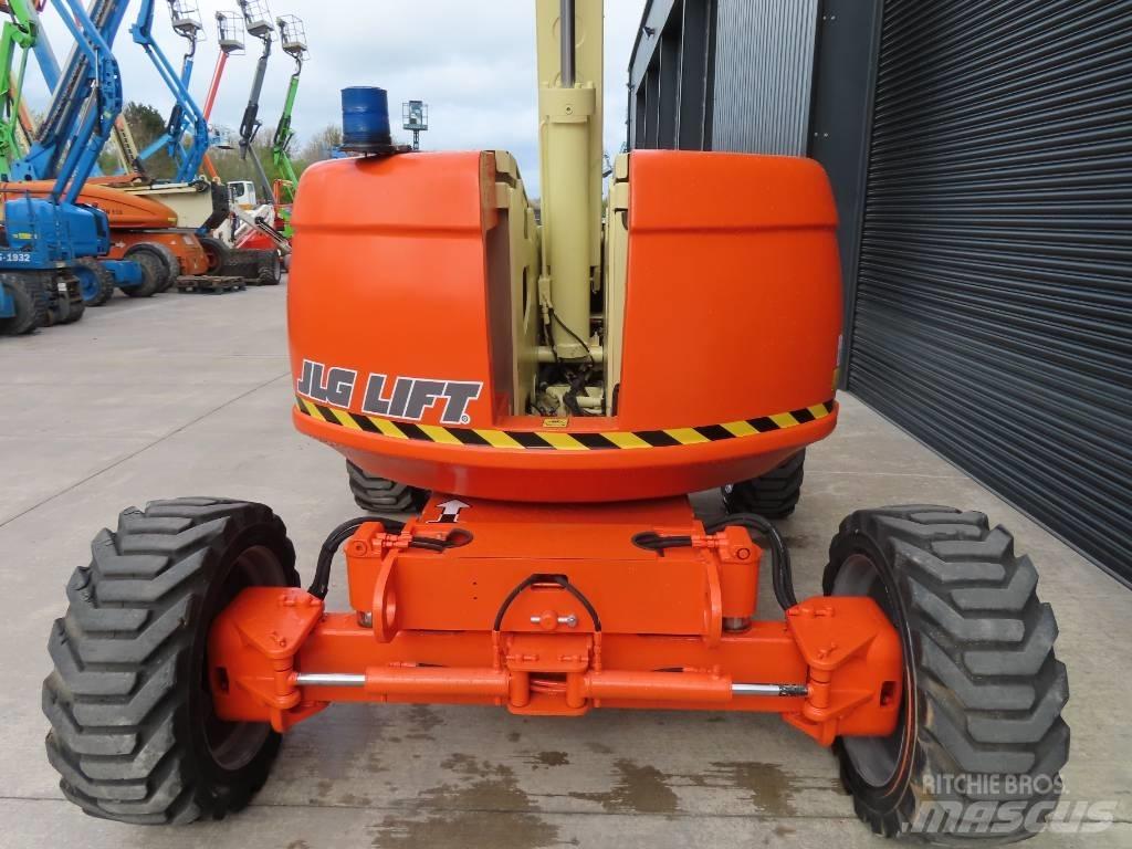 JLG 600 AJ Alkūniniai keltuvai
