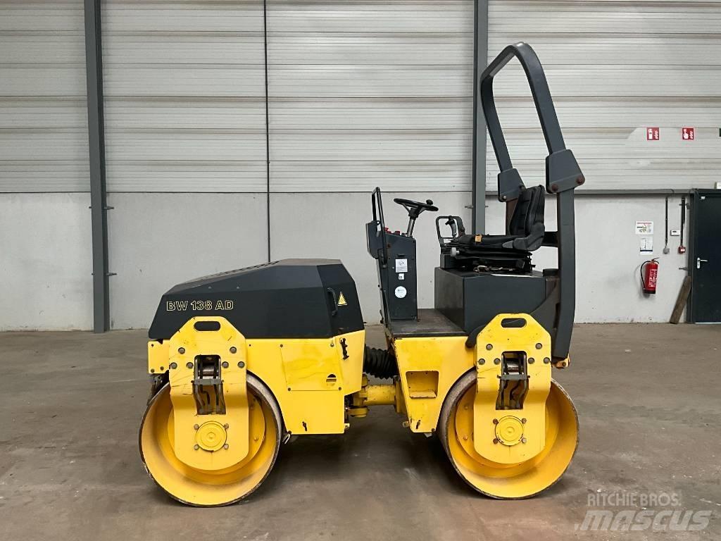 Bomag BW 138 AD Porinių būgnų volai