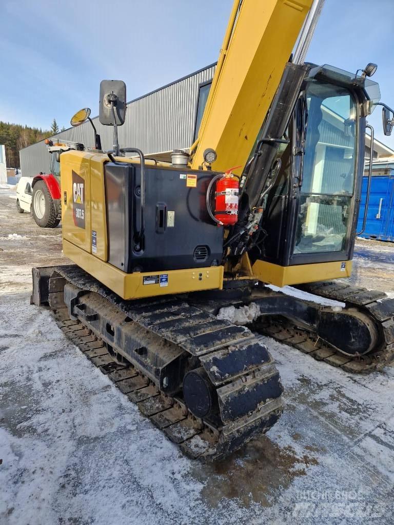 CAT 307.5 Vidutinės galios ekskavatoriai 7-12 t