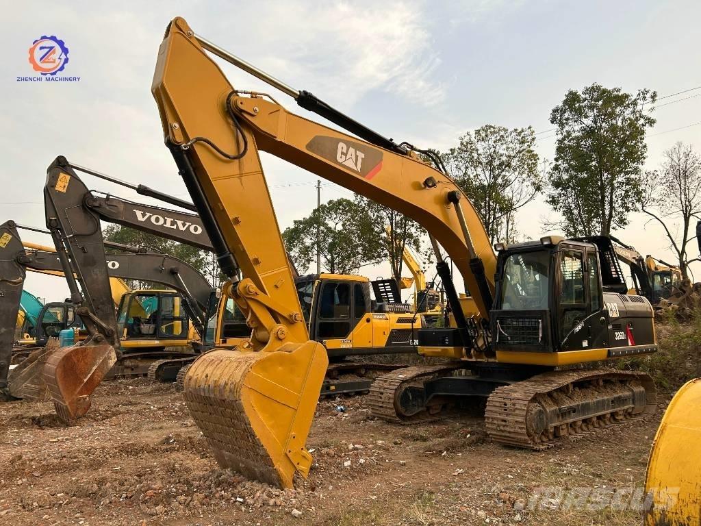 CAT 326 D Vikšriniai ekskavatoriai