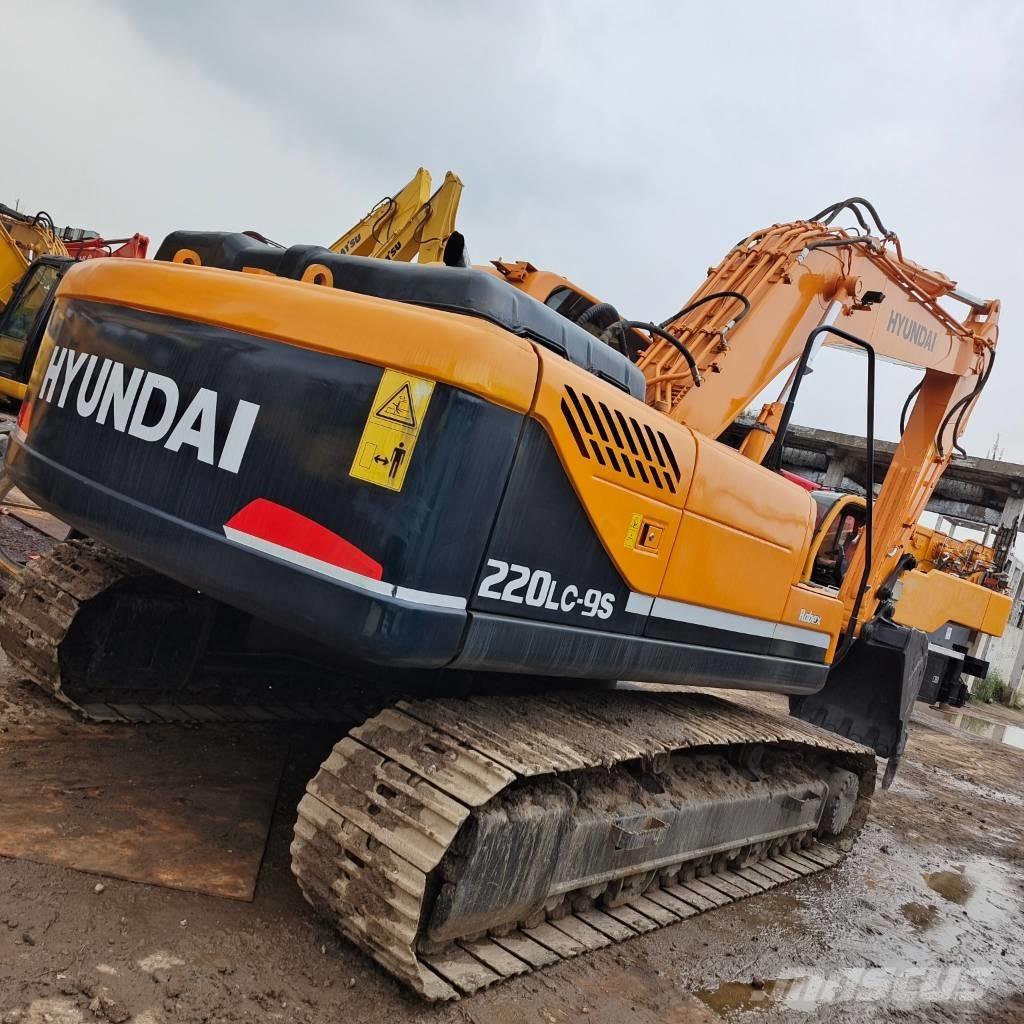Hyundai 220 LC -9S Vikšriniai ekskavatoriai