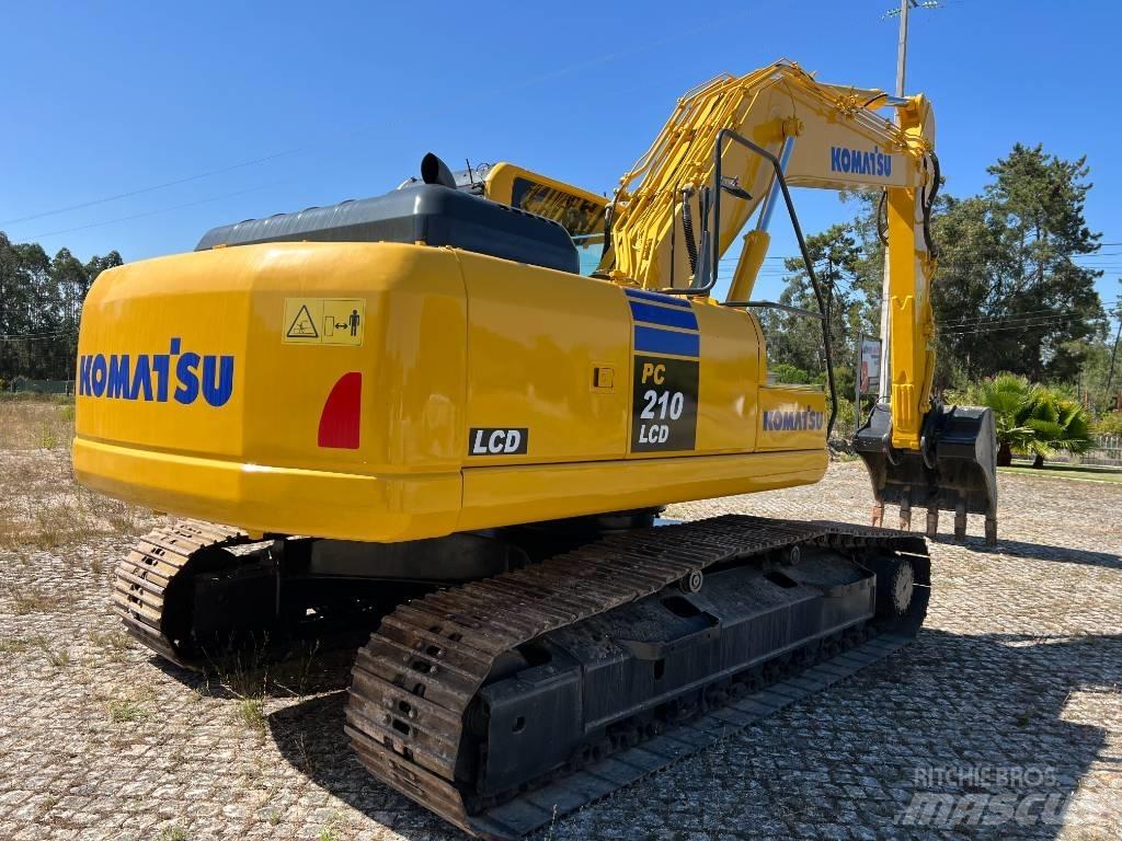 Komatsu PC 210 LCD-8 Vikšriniai ekskavatoriai