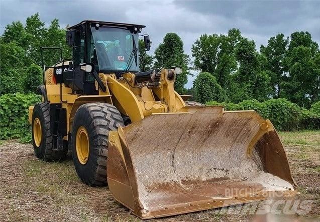 CAT 966M Naudoti ratiniai krautuvai