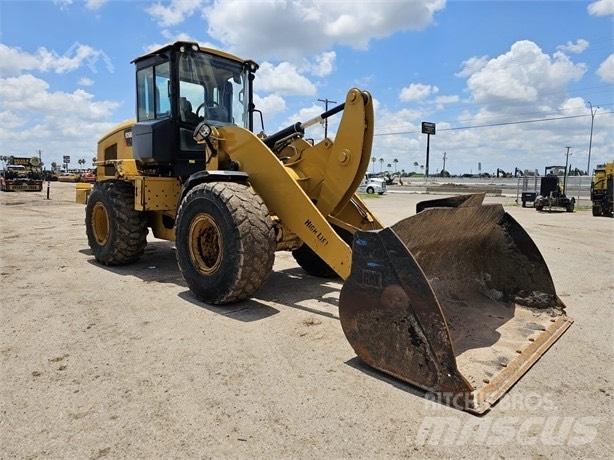 CAT 966M Naudoti ratiniai krautuvai