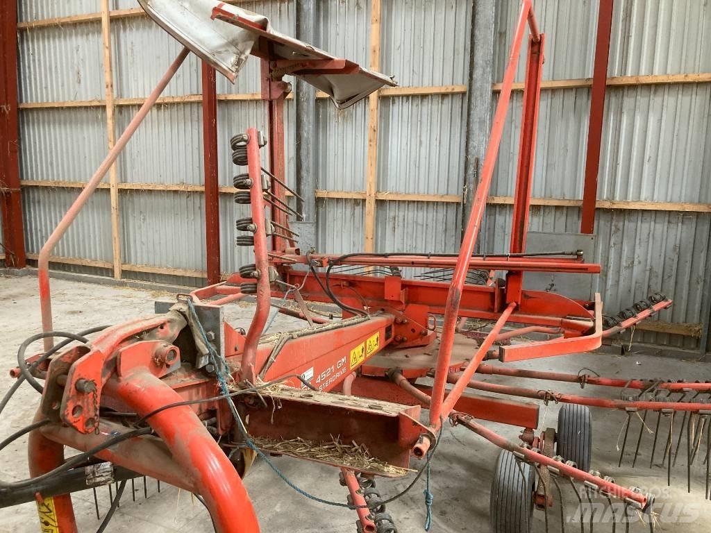 Kuhn GA 4521 Šieno grėbliai ir vartytuvai