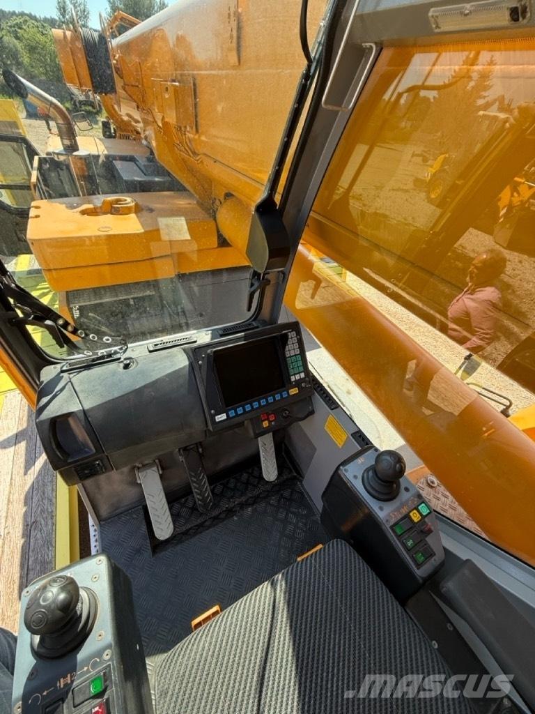 Liebherr LTM 1055 Neapdoroto reljefo kranai