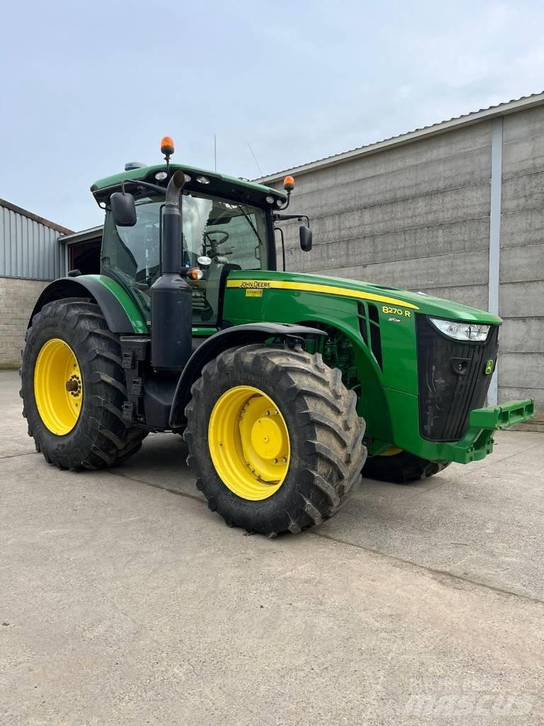 John Deere 8270 R Traktoriai