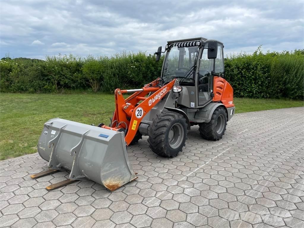 Atlas AR380 Naudoti ratiniai krautuvai