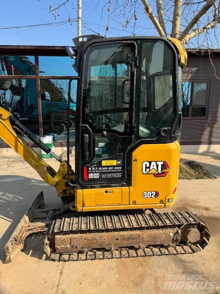 CAT 302 Vikšriniai ekskavatoriai