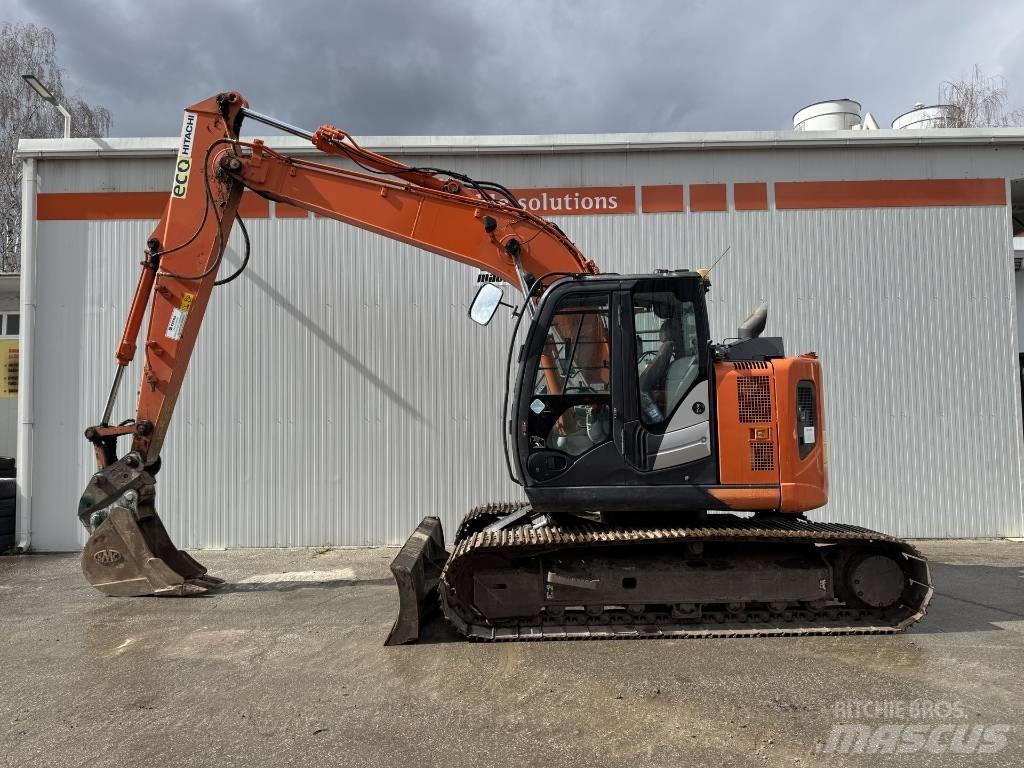 Hitachi ZX 135 US-6 Vikšriniai ekskavatoriai