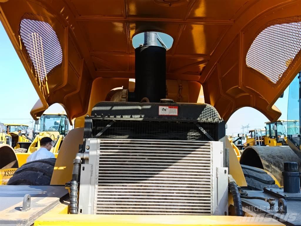 XCMG XS 223 J Vieno būgno volai