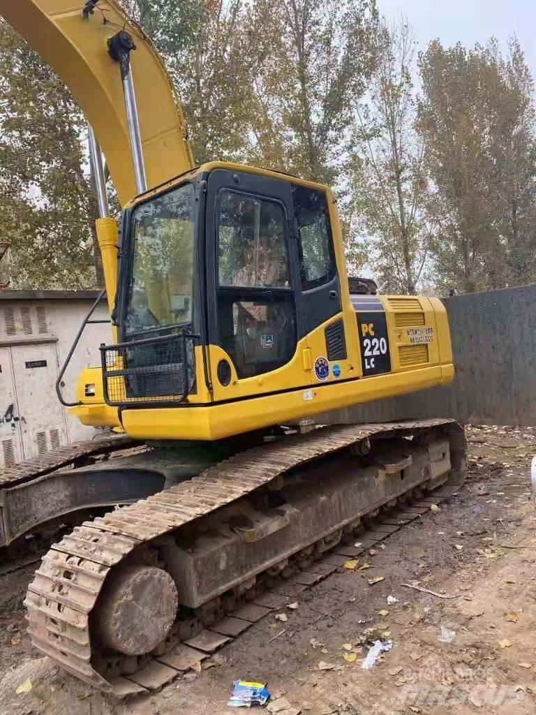 Komatsu pc220-8 Vikšriniai ekskavatoriai