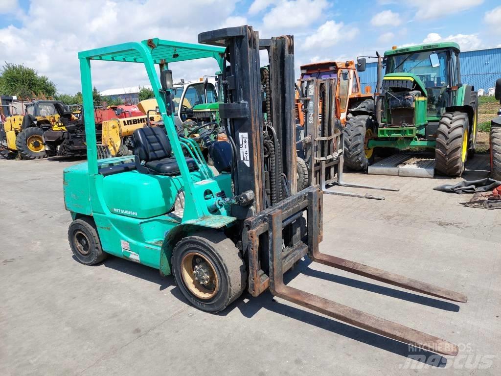 Mitsubishi FD35A Dyzeliniai krautuvai