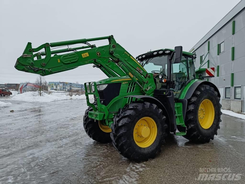 John Deere 6215 R Traktoriai