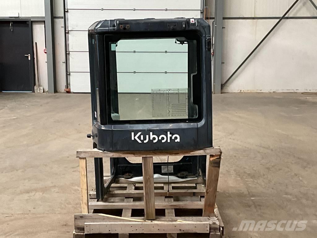 Kubota U 48-4 / U 55-4 Kabinos ir interjeras