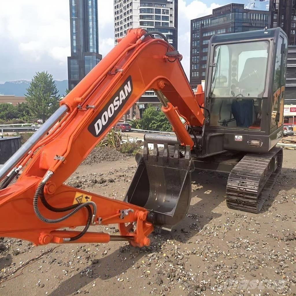 Doosan DH 60 Mini ekskavatoriai < 7 t