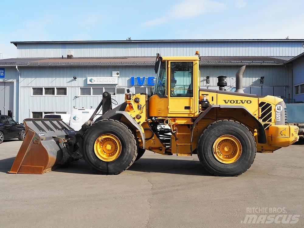 Volvo L 120 E Naudoti ratiniai krautuvai