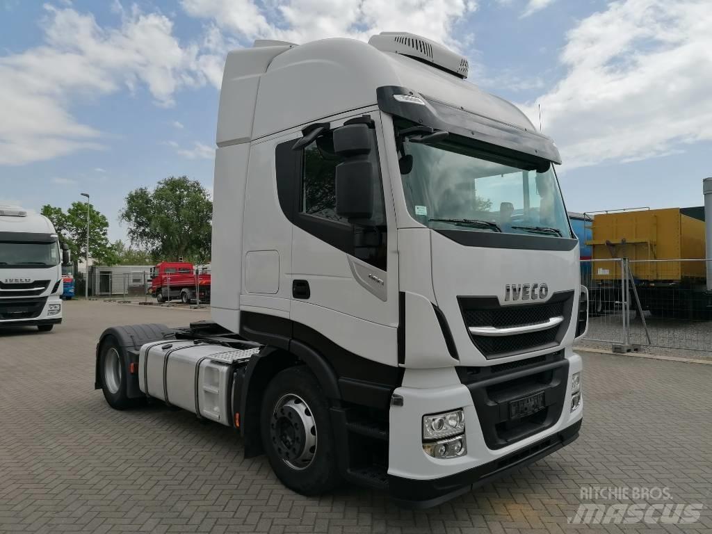 Iveco AS440ST/P Naudoti vilkikai
