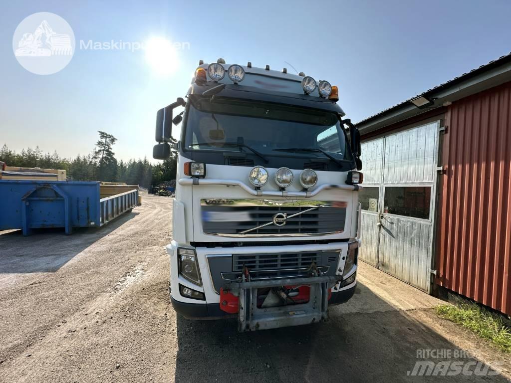 Volvo FH 16 550 LAXO Savivarčių priekabų vilkikai