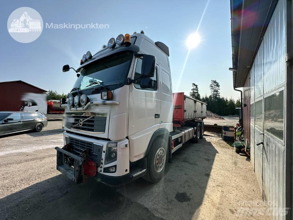 Volvo FH 16 550 LAXO Savivarčių priekabų vilkikai