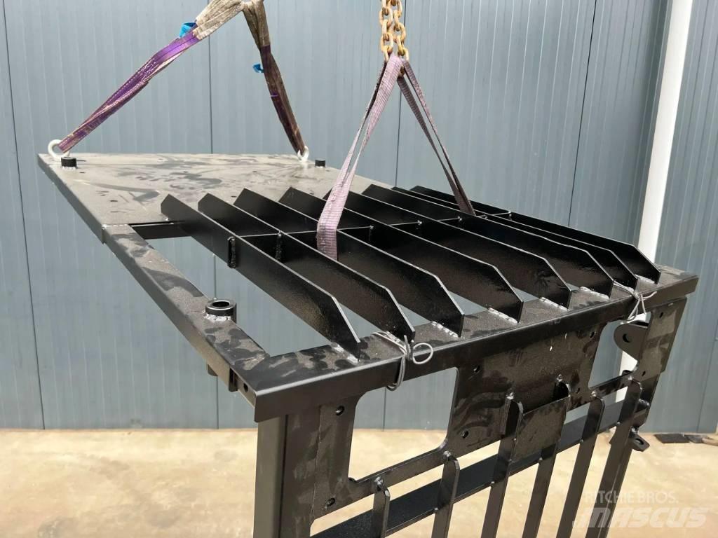 CAT 330C Guard Kabinos ir interjeras