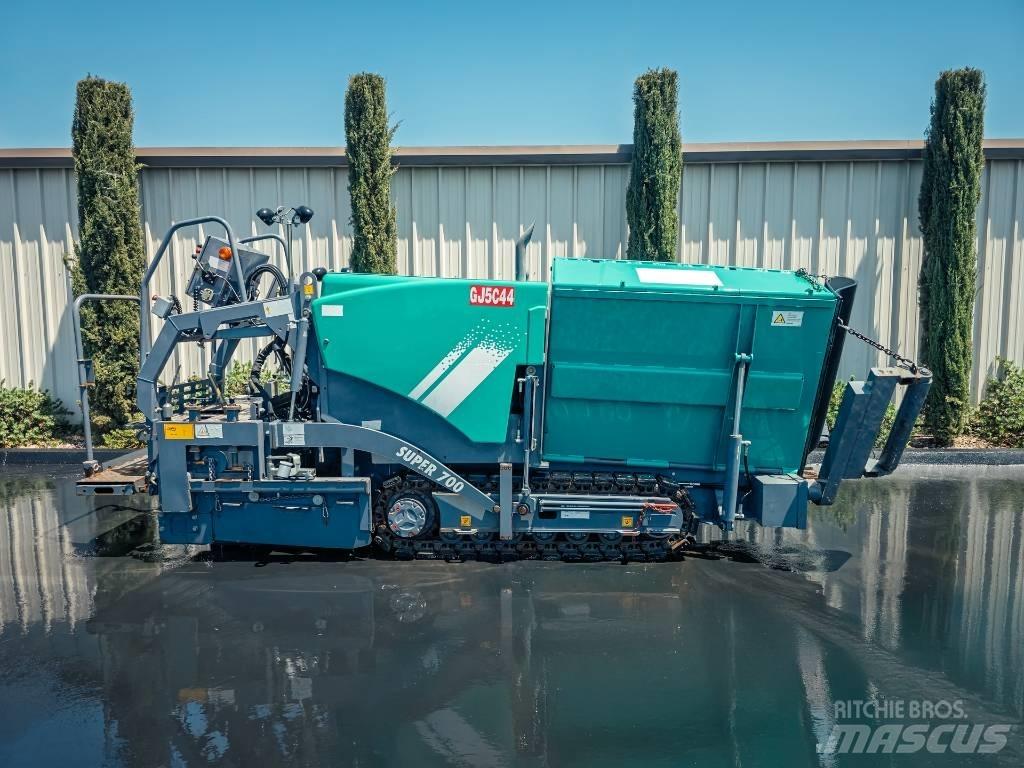 Vögele Super 700 Asfalto klotuvai