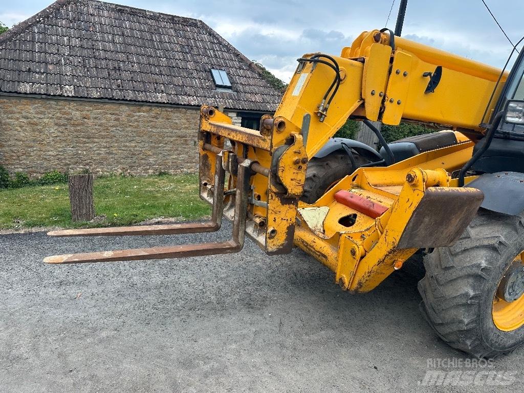JCB 535-125 Teleskopiniai krautuvai
