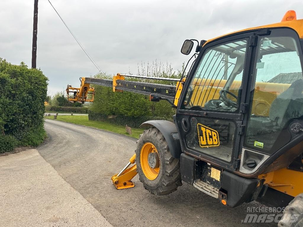 JCB 535-125 Teleskopiniai krautuvai
