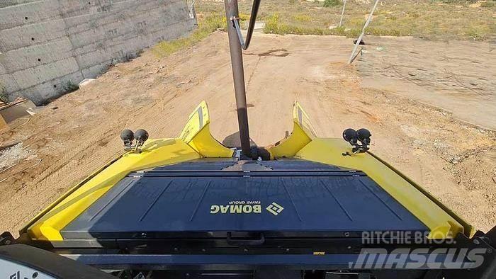 Bomag BF700C-2 Statyba - Kita