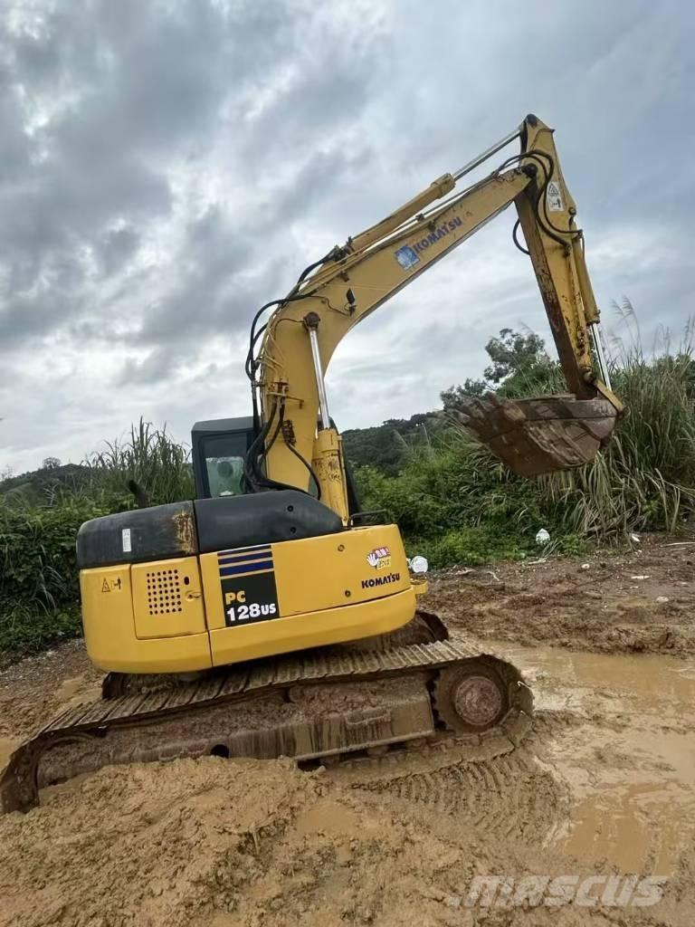 Komatsu PC 128US Vikšriniai ekskavatoriai
